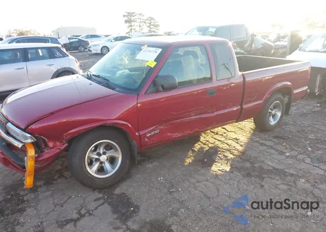 2001 Chevrolet S-10 Ls из США, поврежденный, VIN 1GCCS19W218185322